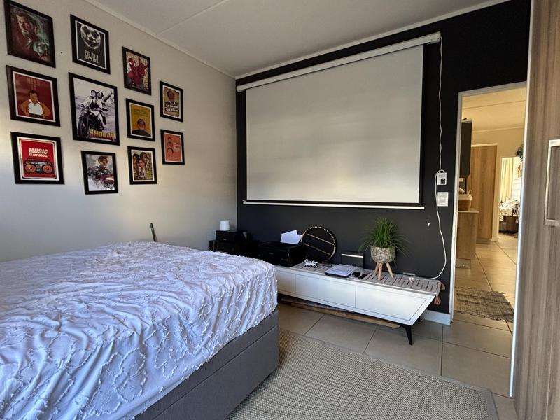 To Let 3 Bedroom Property for Rent in Sandown Western Cape